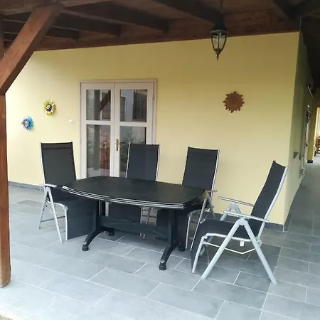 Favorite Vendeghaz Villa Poroszlo Exterior photo